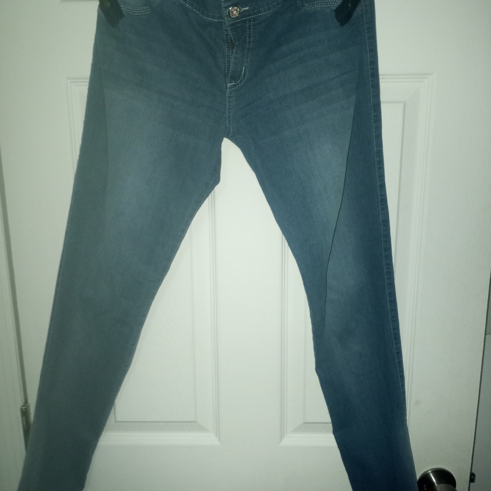 Jeans - Picture 7 of 7